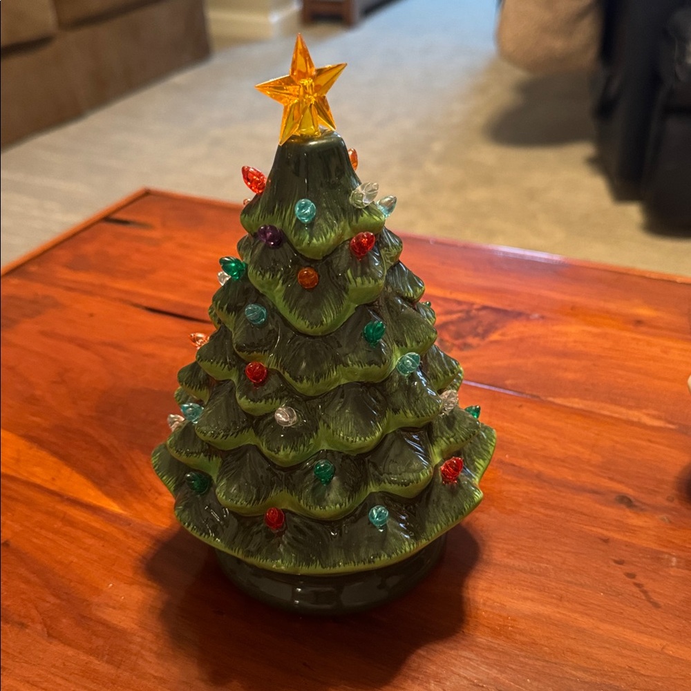 Holiday Ceramic Christmas Tree Set with Reindeer Tray - Picture 7 of 10